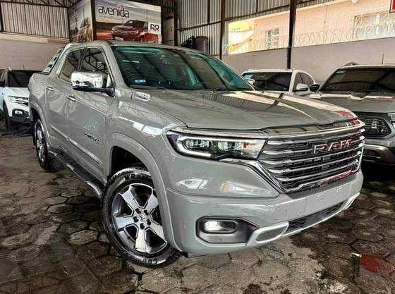 RAM RAMPAGE 2.0 TURBO DIESEL LARAMIE 4X4 AUTOMÁTICO